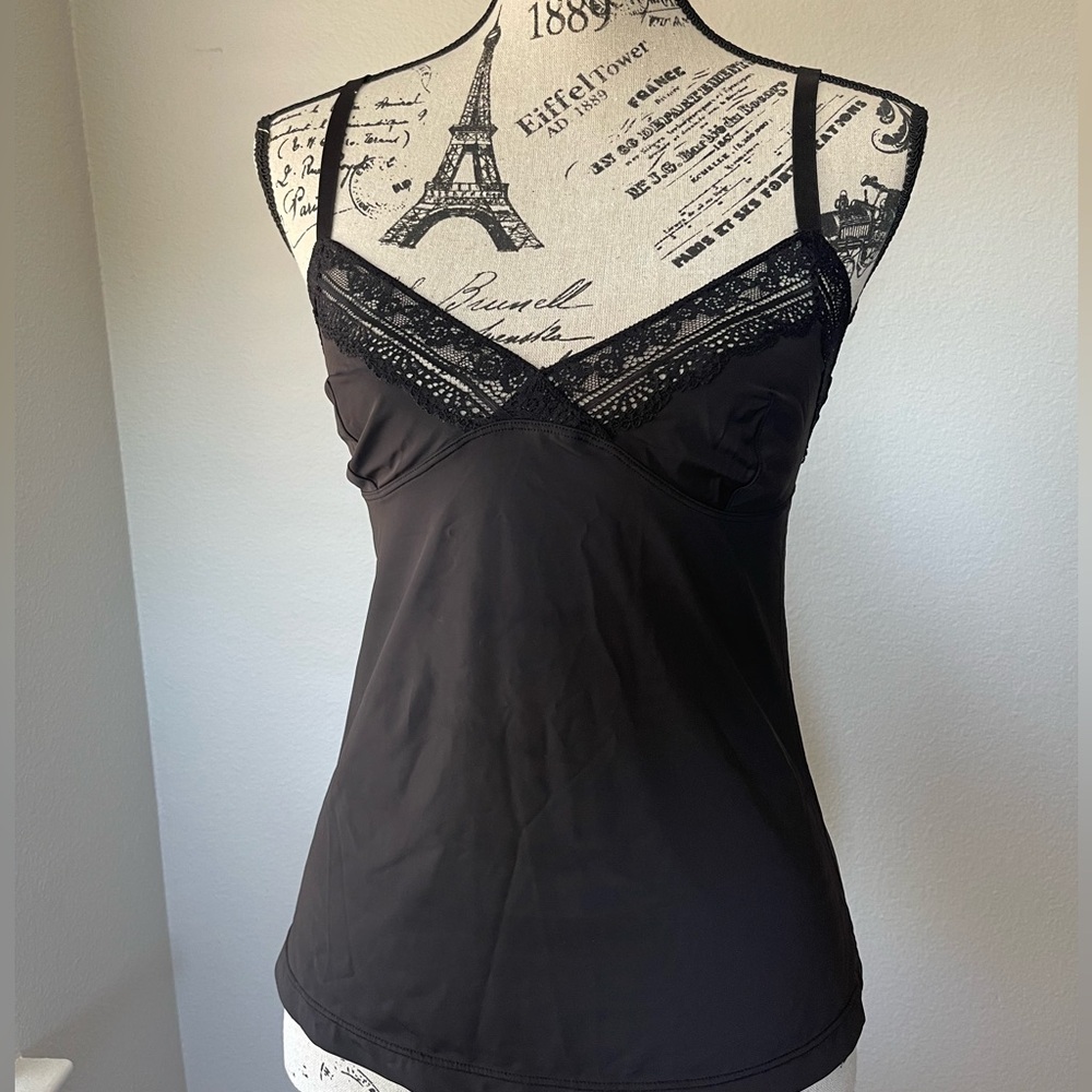 BLACK HUBER SPAGHETTI STRAP TANK TOP
